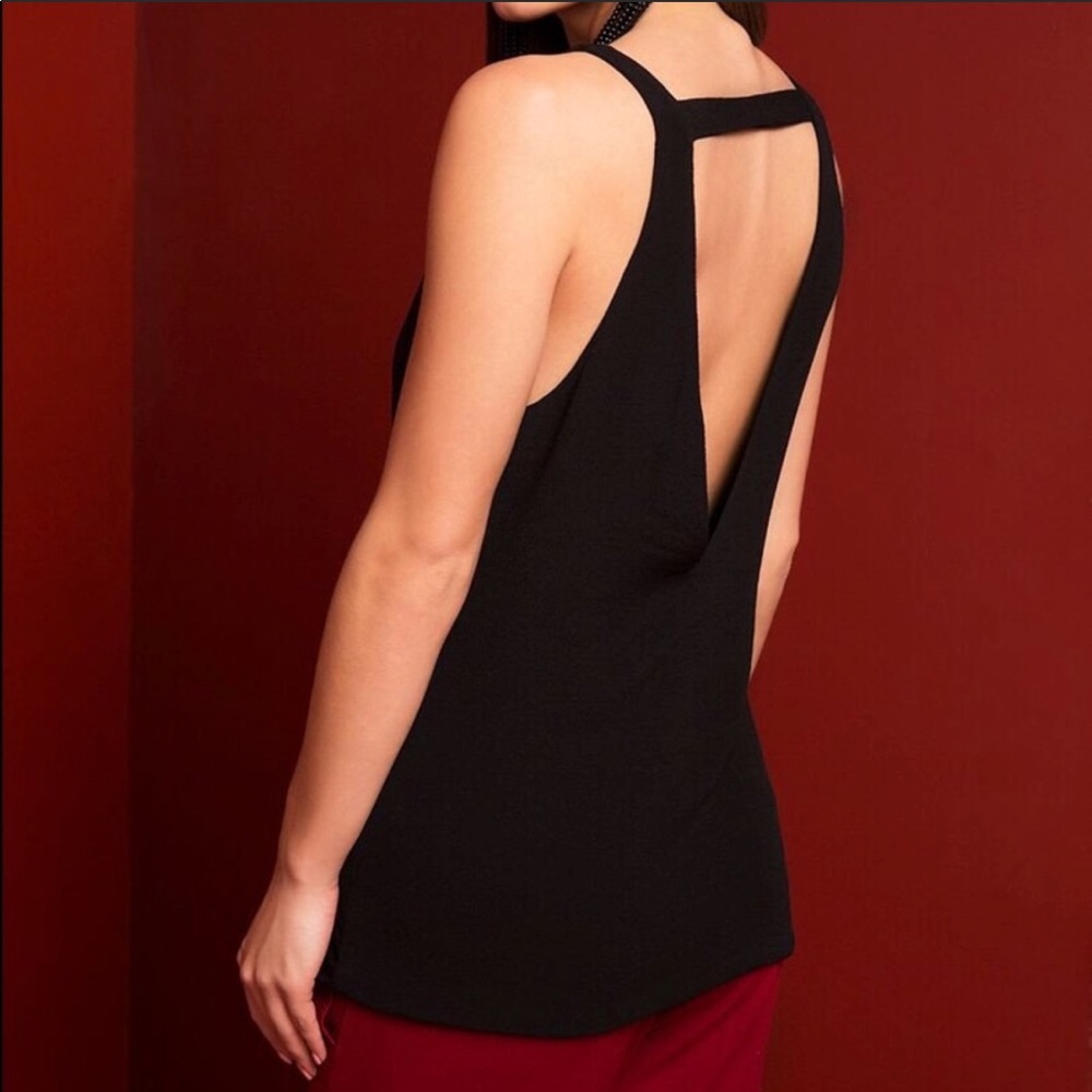 Stone Cold Fox Tank - Picture 2 of 3
